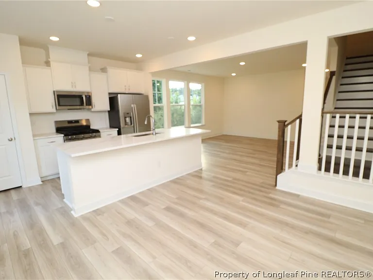 961 Kensley Grove Ln — Photo 16