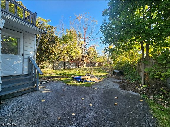 3rd image of 3443 E 145th St