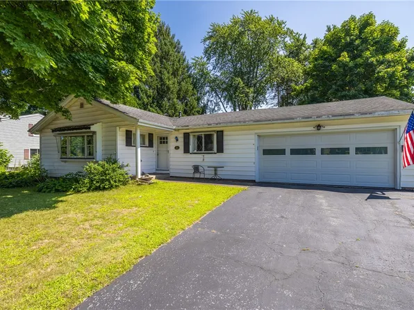 21 Eldora Dr, Rochester, NY 14624
