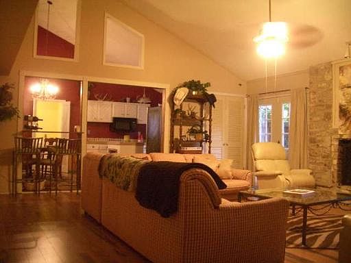 2nd image of 1214 WHITE PINE DR