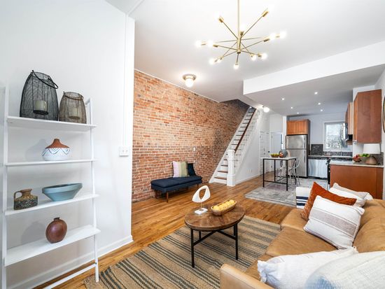 55 Park St, Jersey City, NJ 07304