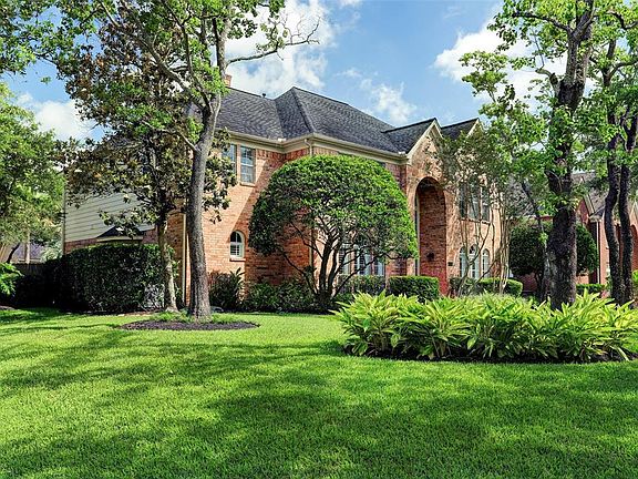 3rd image of 3526 E Pine Brook Way