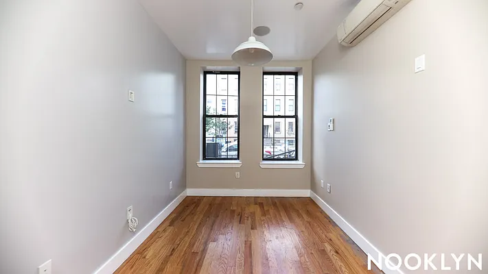 Rented by Nooklyn NYC LLC | media 18
