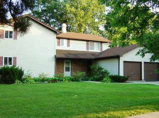 2232 Rolling Brook Ln, East Lansing, MI 48823