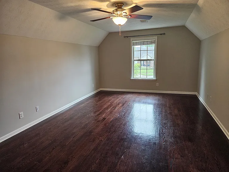 12315 Amber Woods Ct — Photo 16