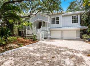 1252 Riegels Landing Dr, Sarasota, FL 34242