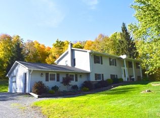 38 Hutchison Rd, Covington, PA 16917