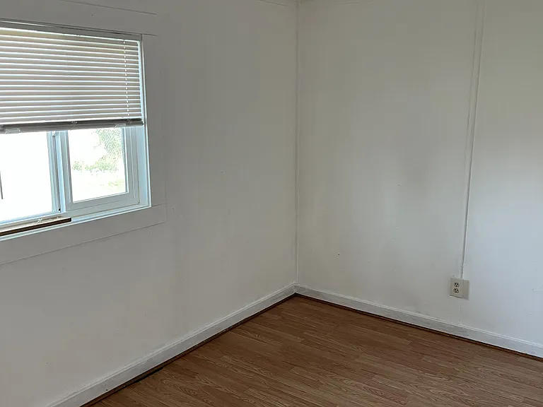 111 E Simplot Blvd #6 — Photo 11