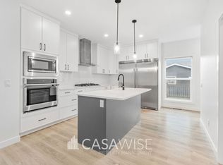 1227 Plum Bnd SW, Edmonton, AB T6X3B5