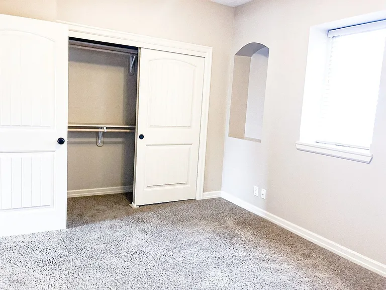 3007 Jackson St — Photo 8
