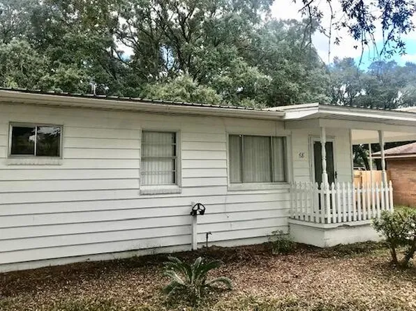 68 Wolverine Ave, Valparaiso, FL 32580