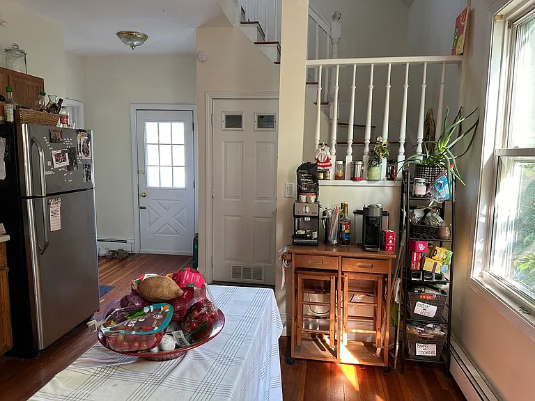 15-17 Etna St #15 — Photo 7