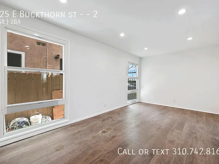 125 E Buckthorn St #2 — Photo 9