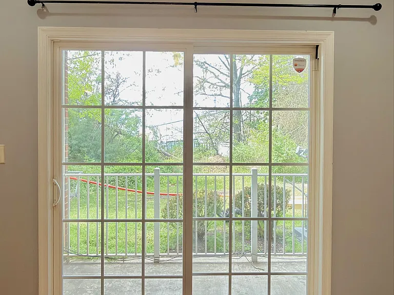 914 Del Negro Ct — Photo 6