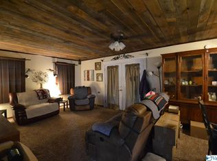 257 George St, Crossville, AL 35962