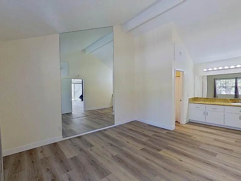26701 Quail Crk #267 — Photo 13