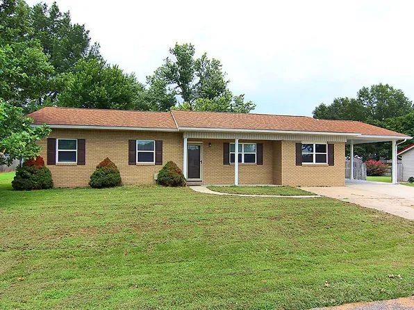 817 W Tropf St, Advance, MO 63730