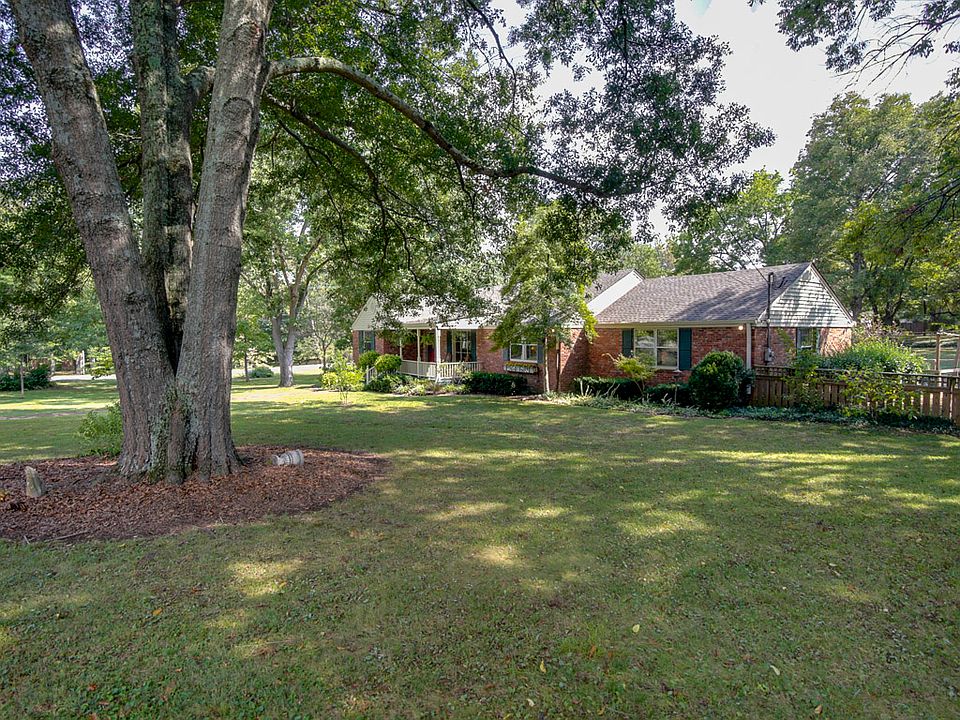 Gorgeous corner lot