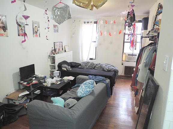5th image of 148 Orchard St APT 6