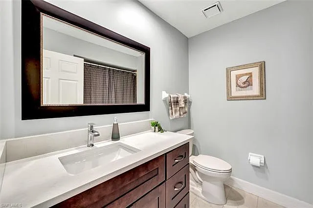 2426 Orchid Bay Dr #204 — Photo 13