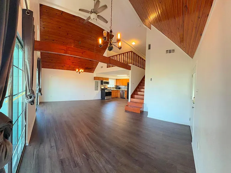 407 Bayshore Dr — Photo 8