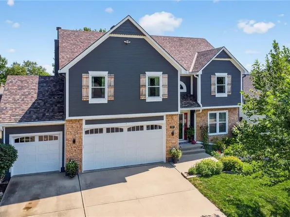 297 W Westhoff Pl, Gardner, KS 66030