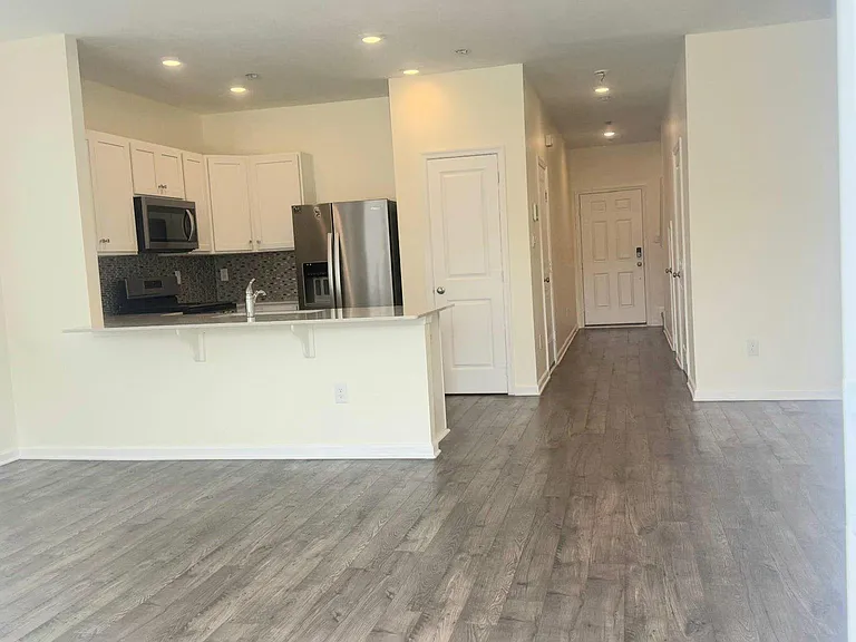 324 Mazzeo Dr — Photo 7