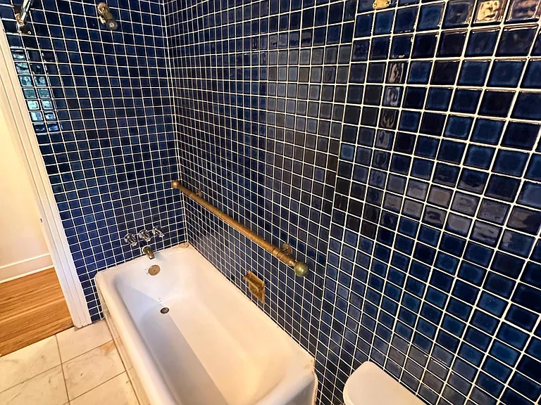 2074 Paramount Dr — Photo 14