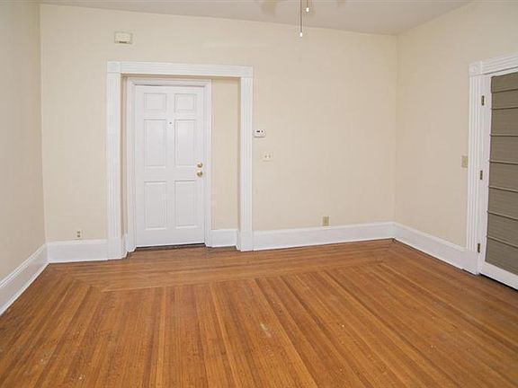 4th image of 3808 Floral Ave #1