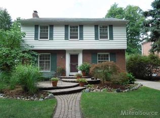 3815 Cumberland Rd, Berkley, MI 48072