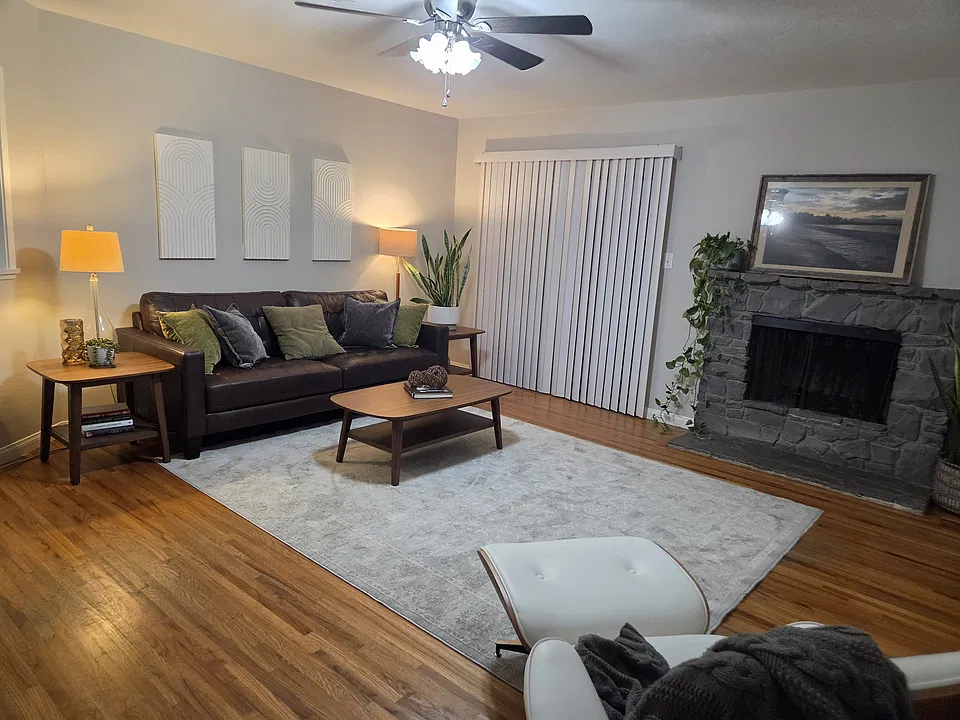 108 Suzanne St