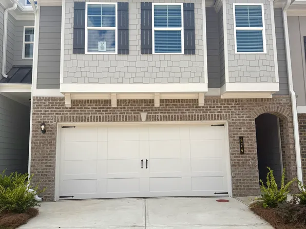 874 Porter Ridge Ln, Decatur, GA 30032
