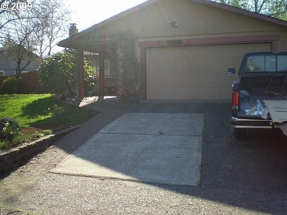 4th image of 1116 SE 131st Ave