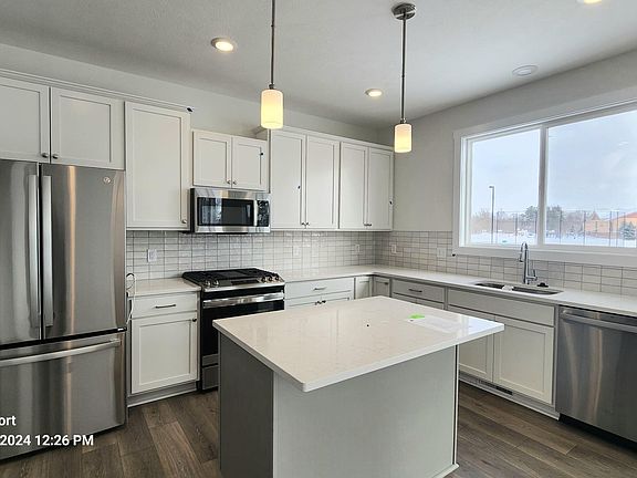 2nd image of 10728 School View Ave