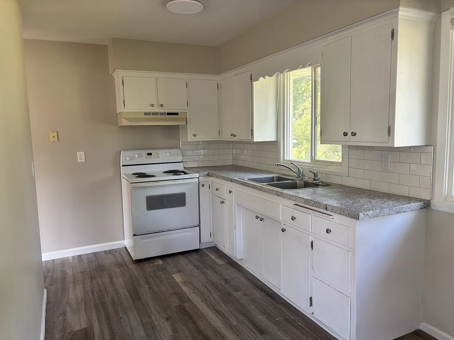 4 bed, 1400 sqft, $1,850 — Photo 3