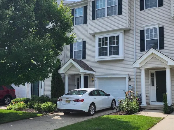 3 Highgrove Ct, Thorofare, NJ 08086