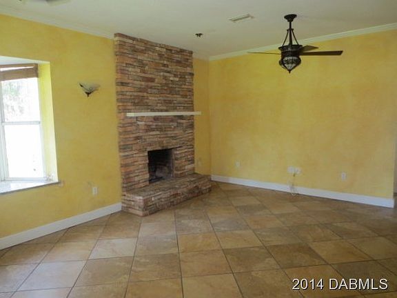 4th image of 2533 Guava Dr