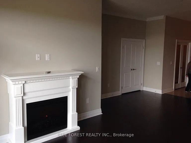 240 Villagewalk Blvd #1208 — Photo 6
