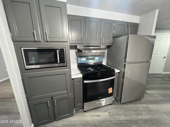 10701 N 99 Avenue #209, Peoria, AZ 85345