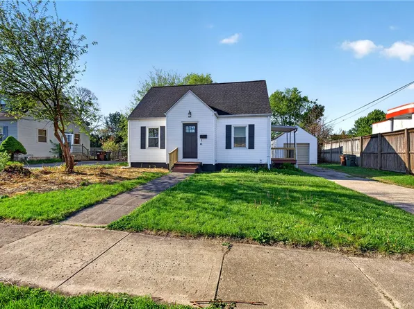 14 Meadow Dr, Fairborn, OH 45324