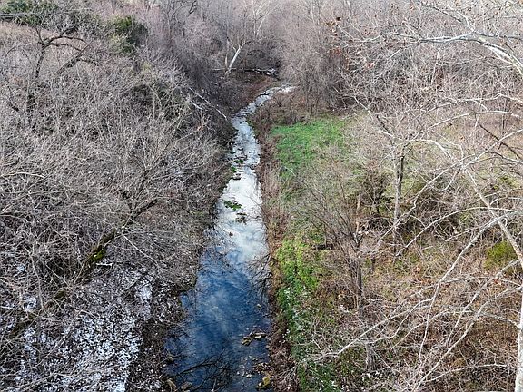 5th image of 0 Little Bowen Rd