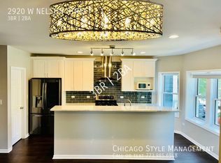 2920 W Nelson St APT 1, Chicago, IL 60618