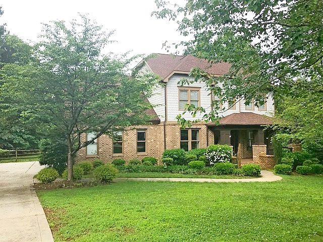 1st image of 385 Bayberry Creek Cir