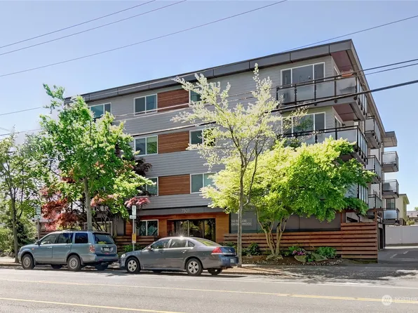 7501 Greenwood Avenue N #406, Seattle, WA 98103