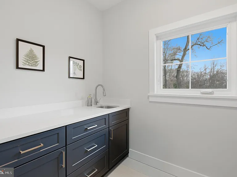 1304 Gahant Rd — Photo 30