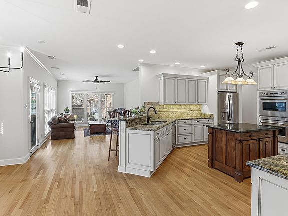 5th image of 3783 Davies Manor Dr