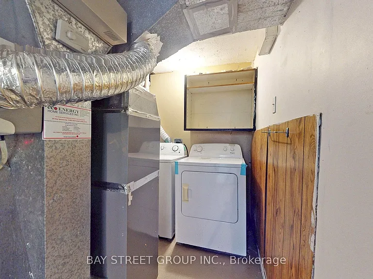 49 Pepperell Cres — Photo 17