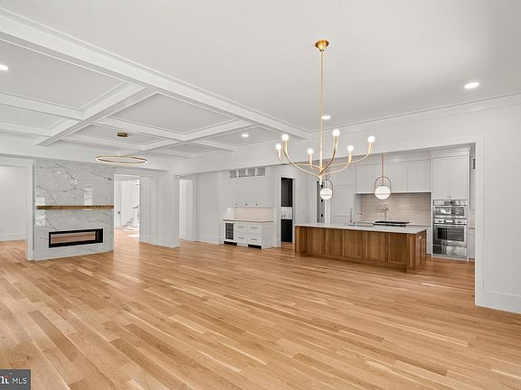 5th image of 25 Sandringham Rd