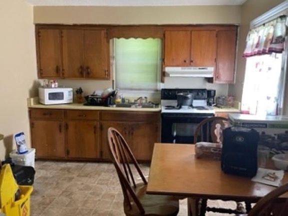 4th image of 608 Crescent Ave