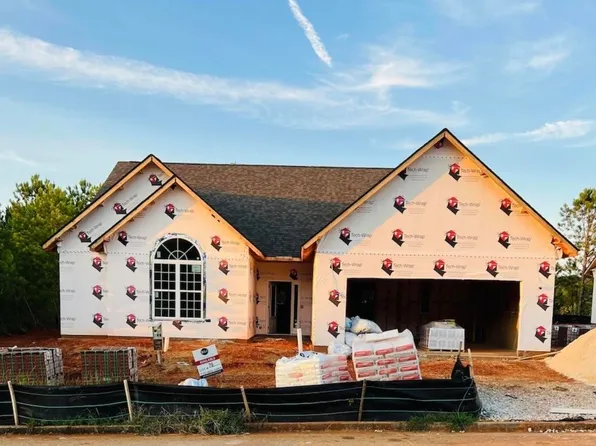 940 Park Place St #122, Social Circle, GA 30025